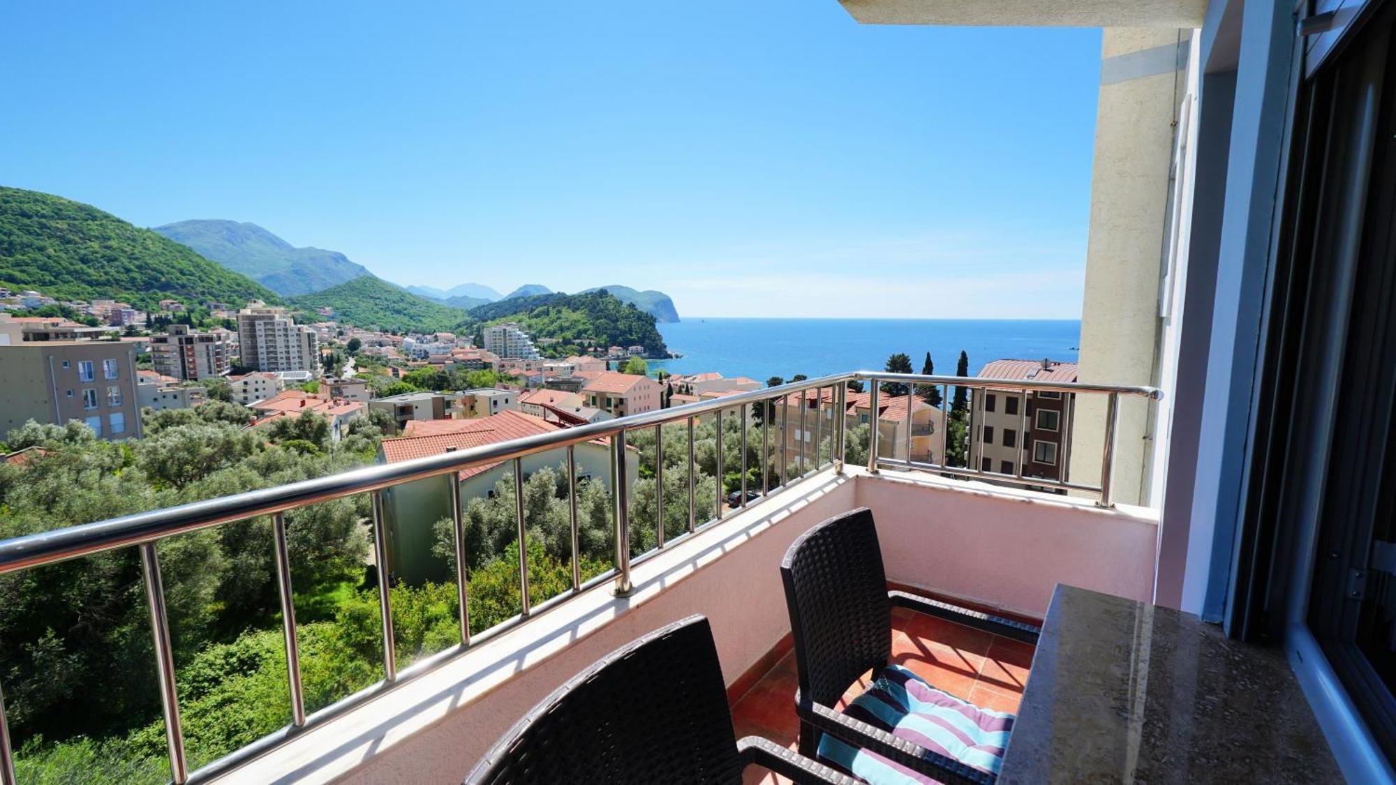 Medin Apartments Bluvista Petrovac Dış mekan fotoğraf